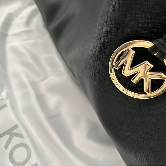 Michael Kors Shoulder Bag - Picture 3 of 10